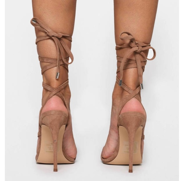 Steve Madden tan suede heels - Picture 2 of 6